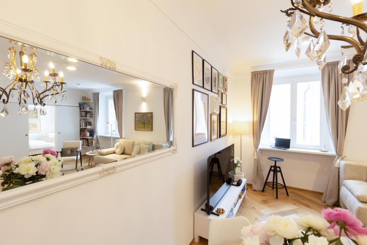 Stylish Apartment In Historical Center Ljubljana Exterior photo